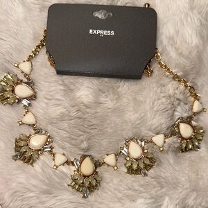 Express Necklace with Cream and Gold Details